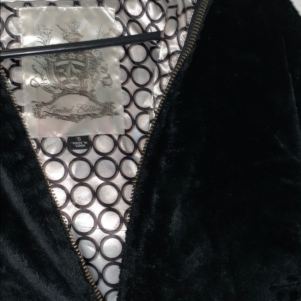 Soft Volcom jacket - Picture 3 of 4